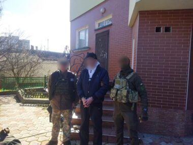 Двоє з трьох вже під вартою: на Херсонщині затримали колабораціоністів (ФОТО)