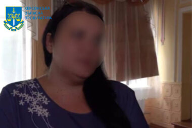 “Промивала мізки” дітей пропагандою РФ: на Херсонщині колаборантка стала “директоркою” захопленої школи