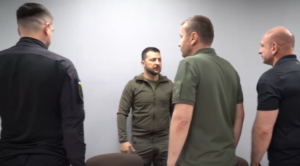 Президент Зеленський прибув на Херсонщину: що відомо (ВІДЕО)