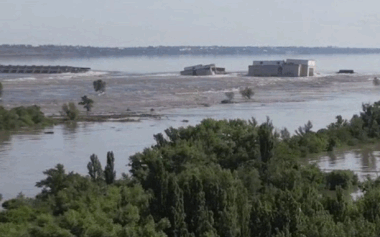 Херсонський завод по розведенню молоді риб під загрозою повного затоплення
