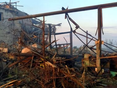 Ворог масовано обстріляв Херсонщину: є жертва атаки