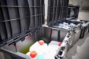 Херсонські рятувальники отримали технічне обладнання для знезараження