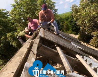На Херсонщині відновлюють два населених пункти, постраждалі через обстріли РФ