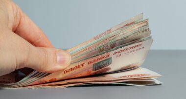 Херсонские переселенцы массово «кидают» русских на деньги