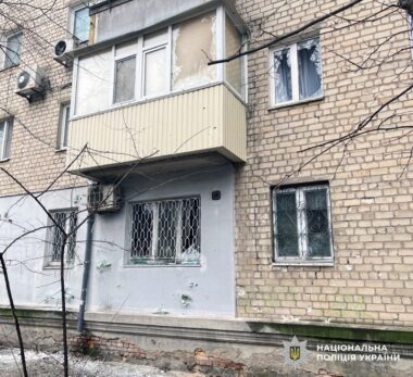 Росіяни обстріляли 40 населених пунктів Херсонщини: поранено 9 людей