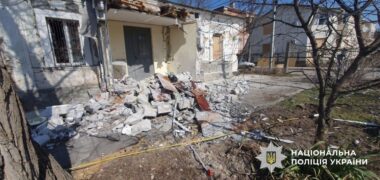 Через російські обстріли поранено двох людей